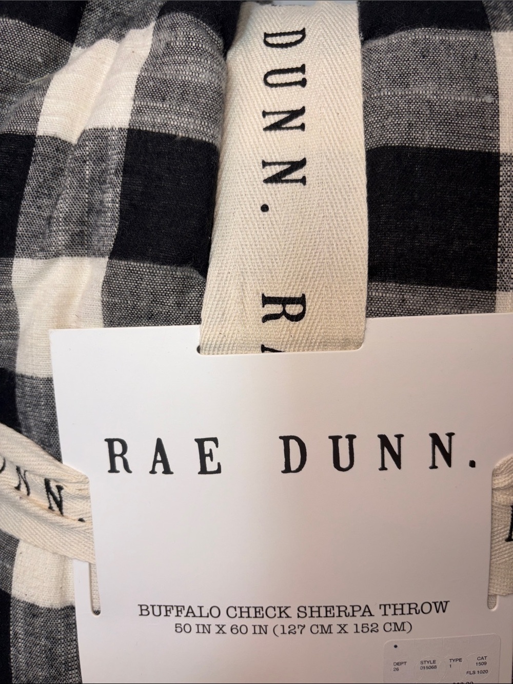NEW Rae Dunn Black & White Buffalo Plaid Sherpa Throw - Picture 8 of 11